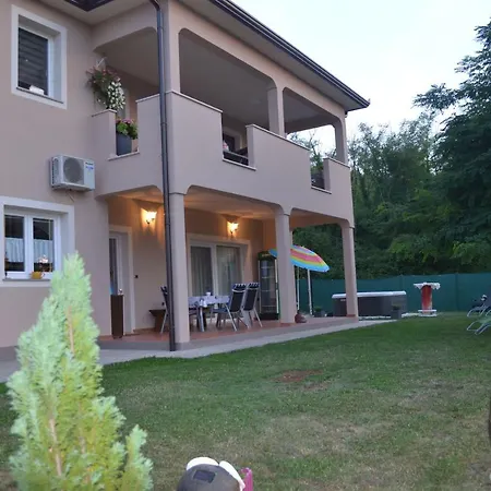 Apartman Pino