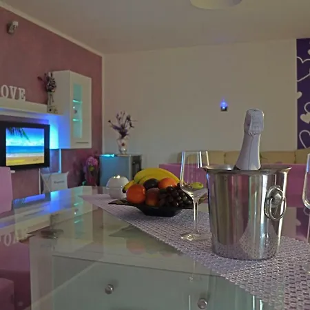 דירה Apartman Pino *